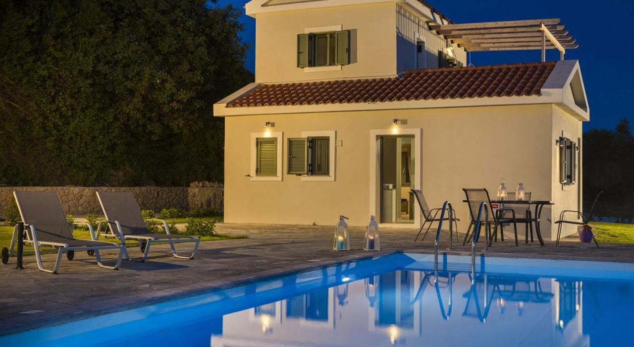 Villa Elaia Свороната Екстериор снимка